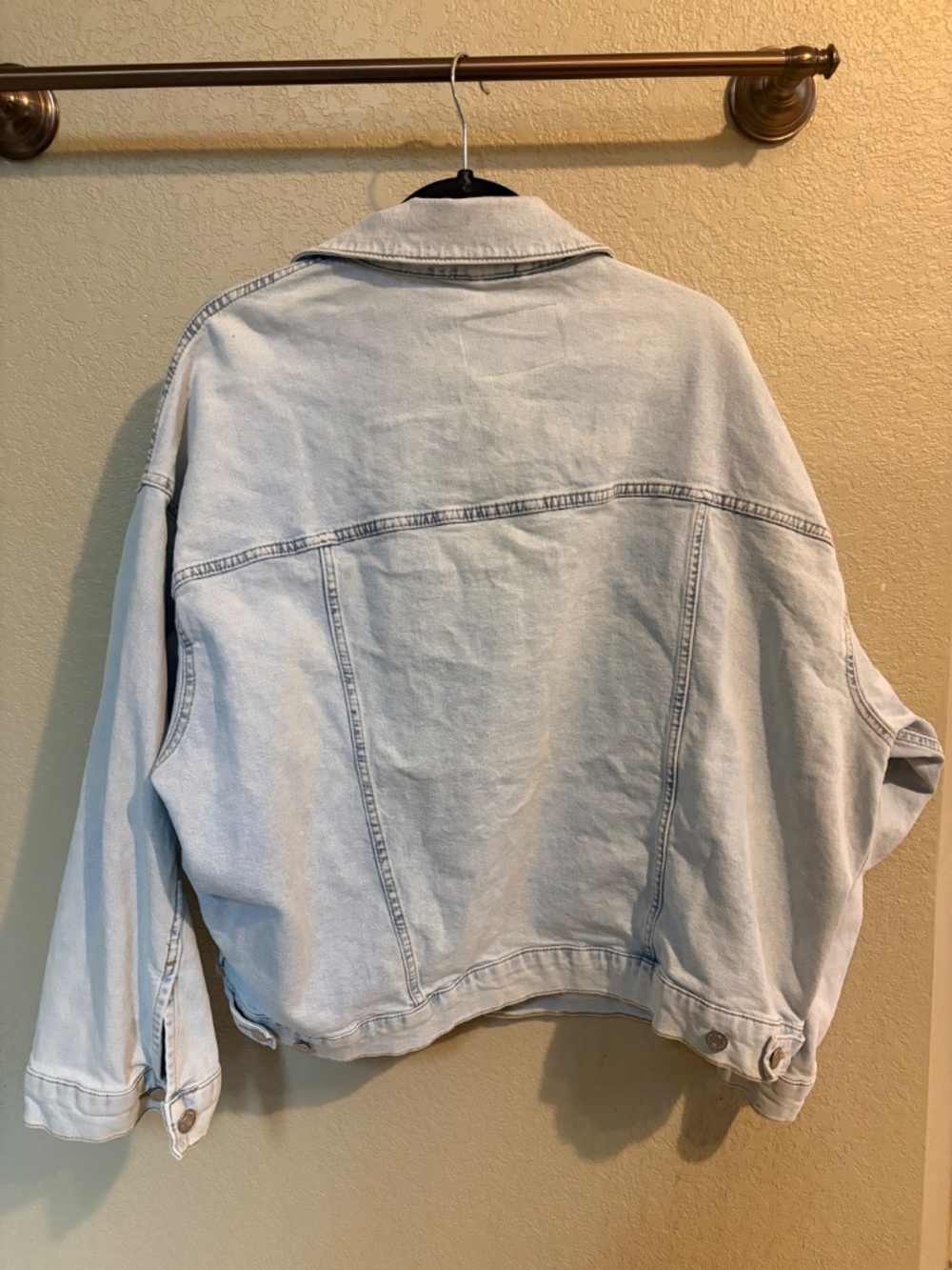 Denim jacket - Picture 3 of 3